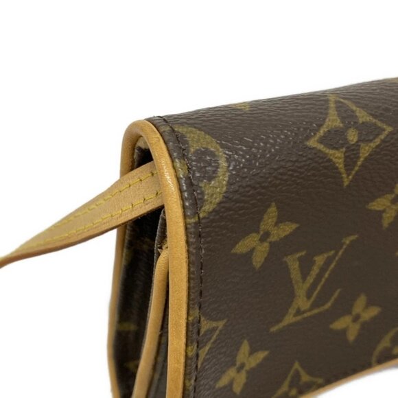 LOUIS VUITTON Pochette Twin GM Monogram Shoulder Bag 627-080525 - Picture 8 of 14